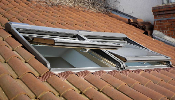 Pose et réparation de Velux 95